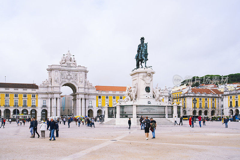 Praça做Comércio广场与Rua Augusta Arch，葡萄牙里斯本